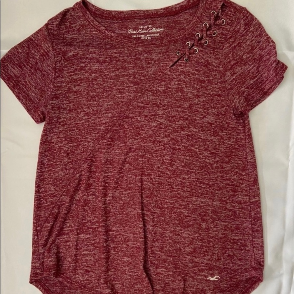 6 Hollister Tops Size Small